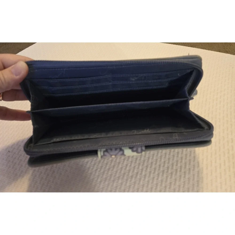 VERA BRADLEY Silver Turnlock Wallet Clutch Nomadic Floral Retired Organizer EUC - Picture 4 of 8